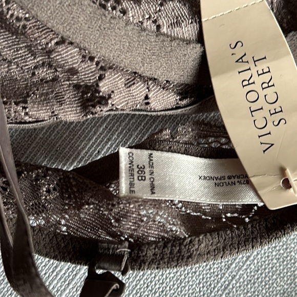 Victoria's Secret angels BRA PANTY SET ANGELS Red Lace 36B AND Large - Picture 7 of 11